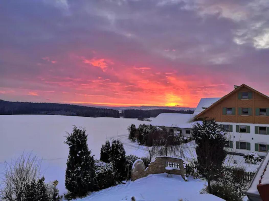 Apartment Auszeit Mit Kueche Viel Ruhe Und Natur Untrasried Buitenkant foto