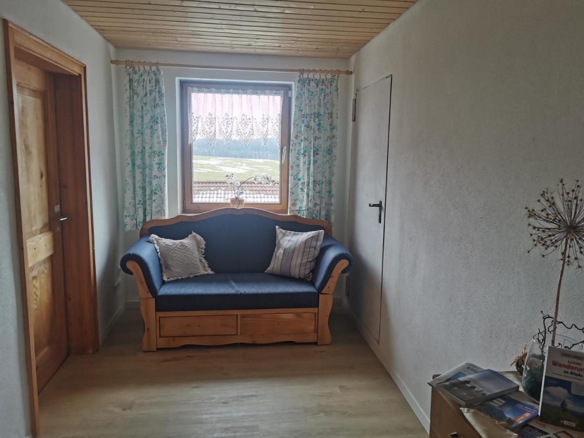 Apartment Auszeit Mit Kueche Viel Ruhe Und Natur Untrasried Buitenkant foto