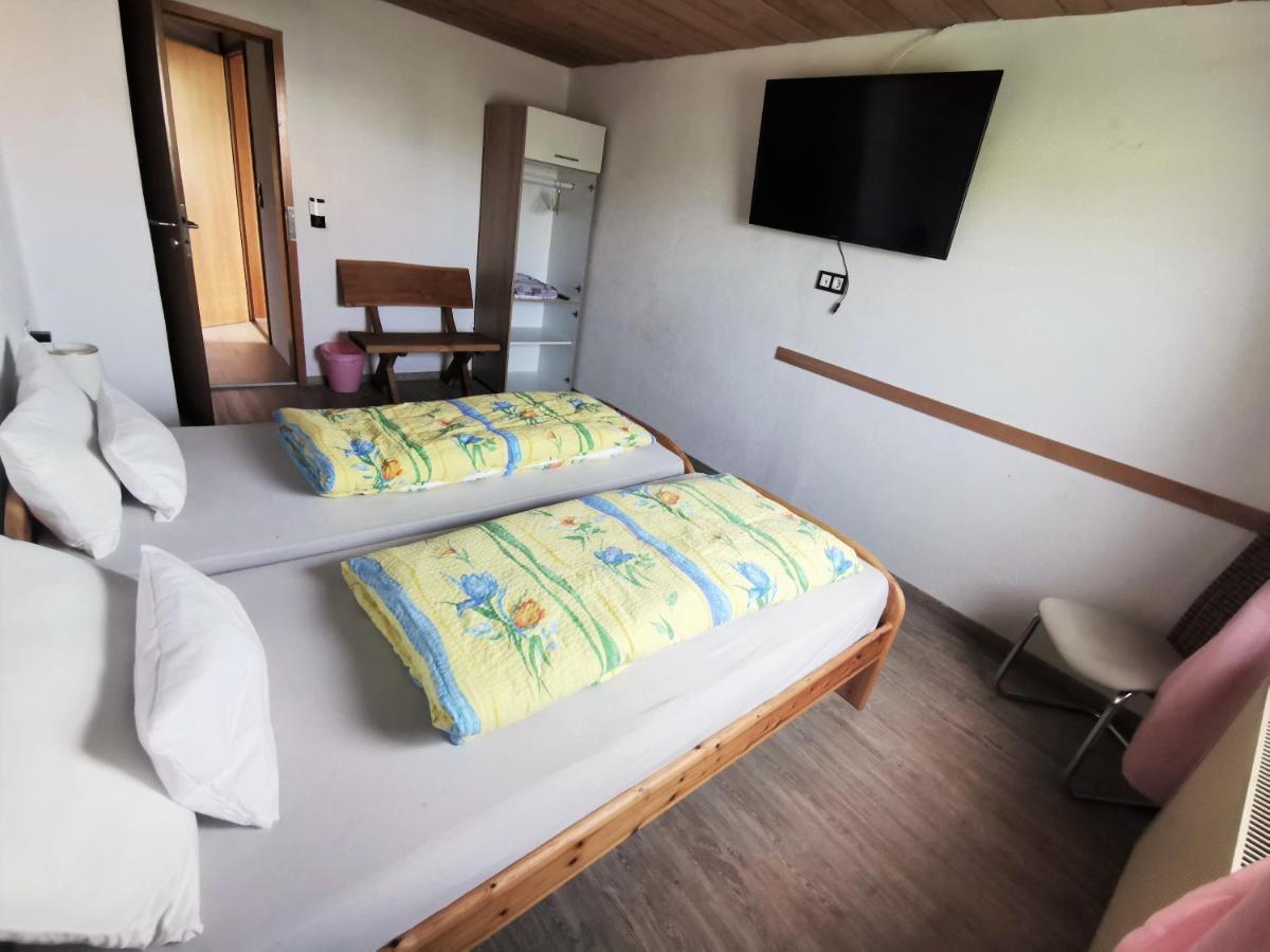 Apartment Auszeit Mit Kueche Viel Ruhe Und Natur Untrasried Buitenkant foto